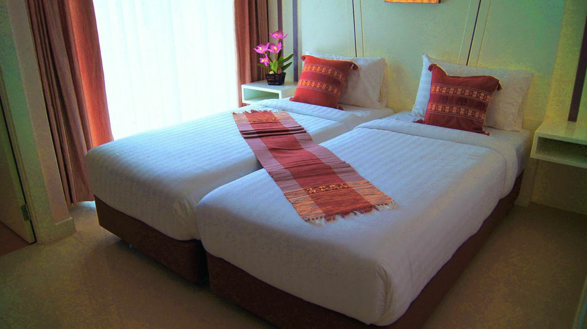 J Sweet Dream Boutique Hotel Phuket Patong Zewnętrze zdjęcie